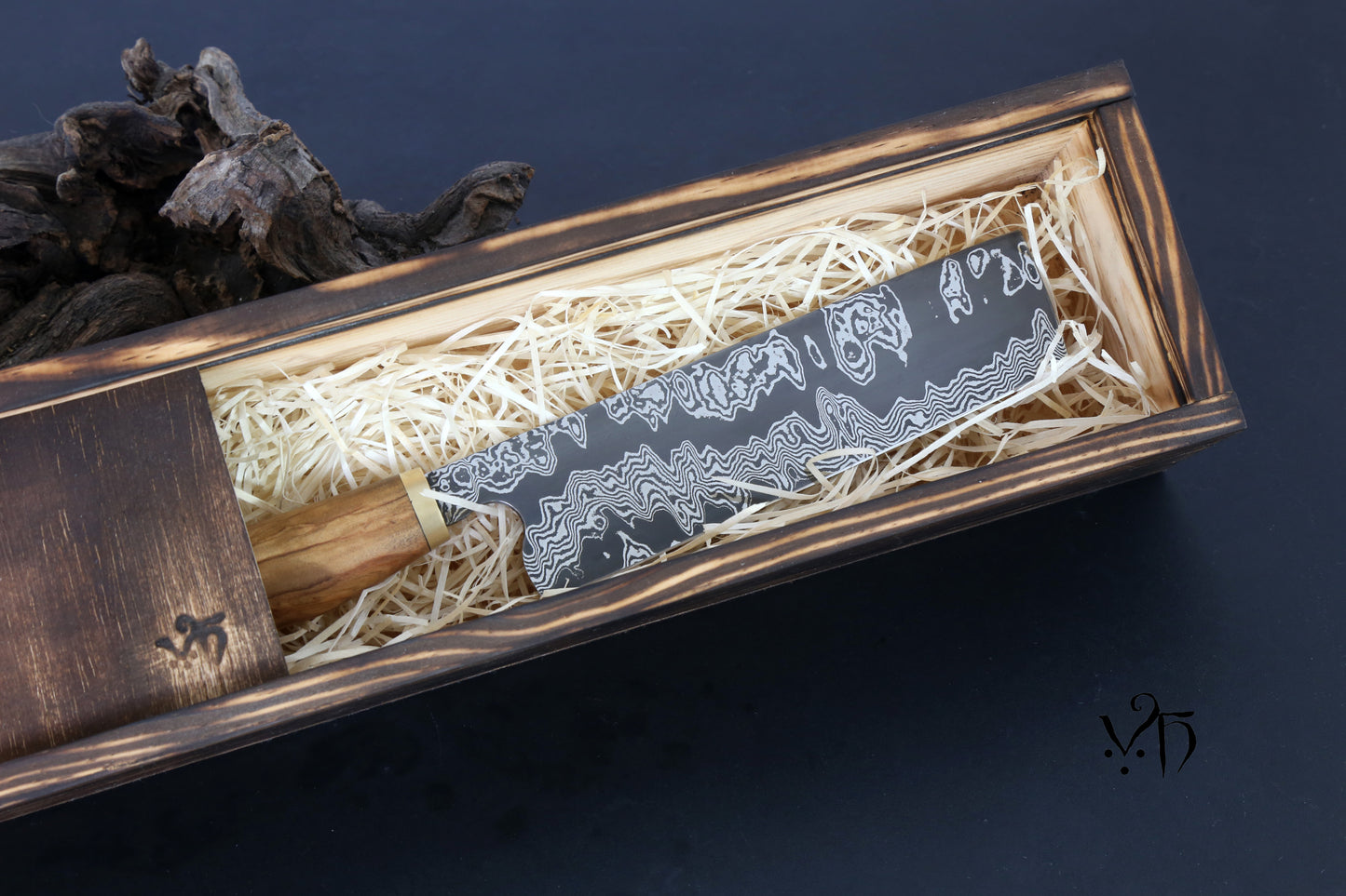 Nakiri Damascus 175mm. Hand Forged Japanese Style Chef Kitchen Knife